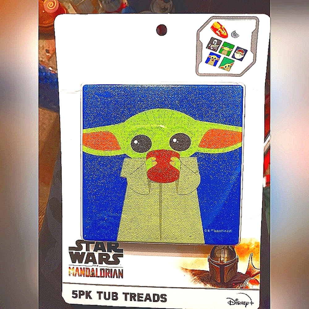 Disney  Mandalorian or Mini Mouse  Tub Treads 5pk